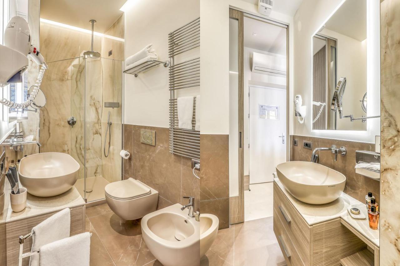 Hotel Albatros فاريغوتي المظهر الخارجي الصورة